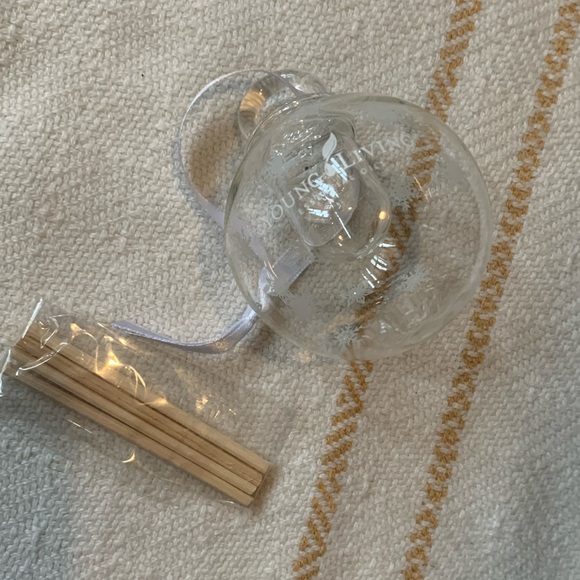 Young Living Essential Oils Glass Diffuser Ornament - Picture 5 of 6